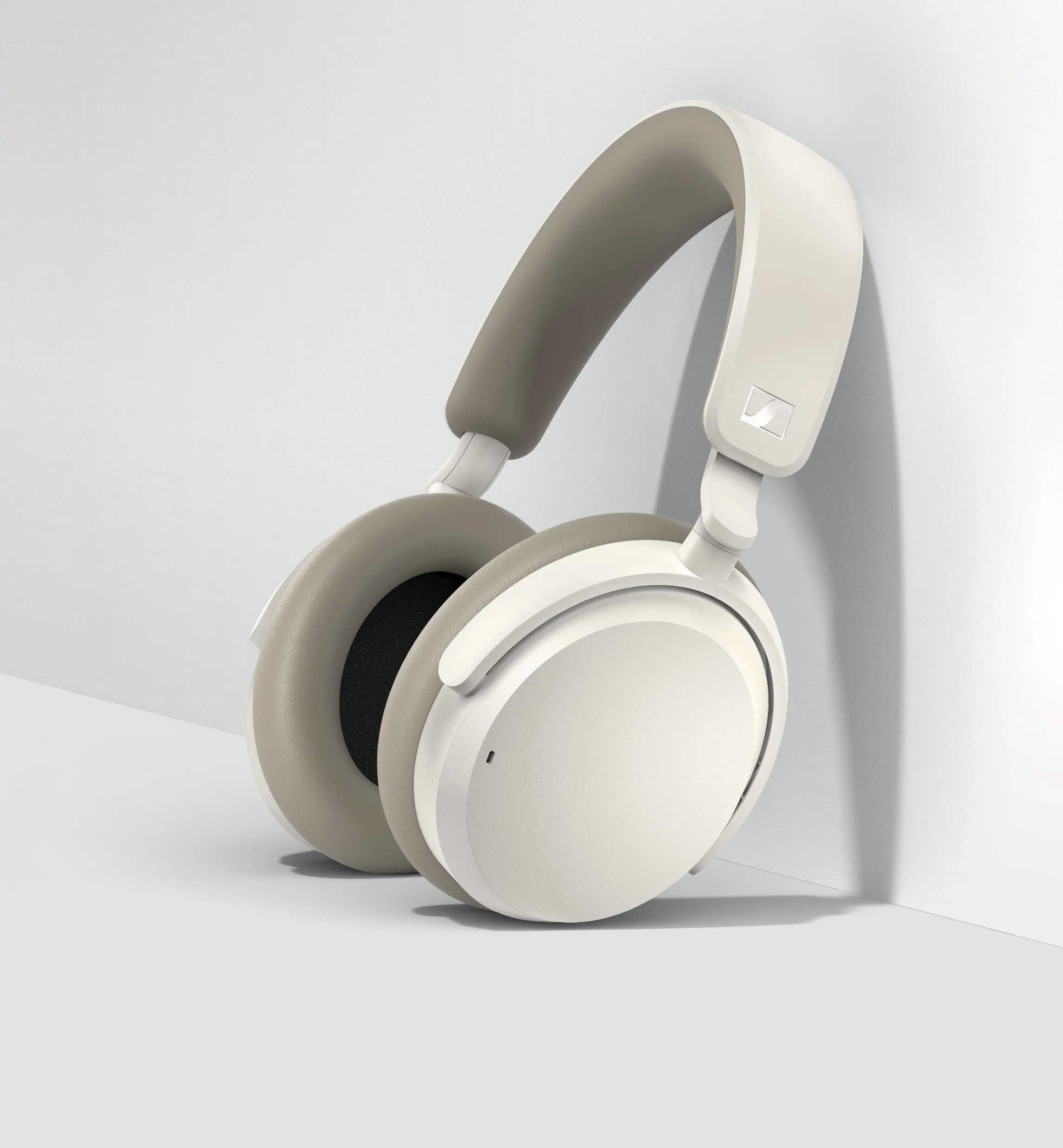 ACCENTUM Bluetooth Over-ear Headphones - Image 14