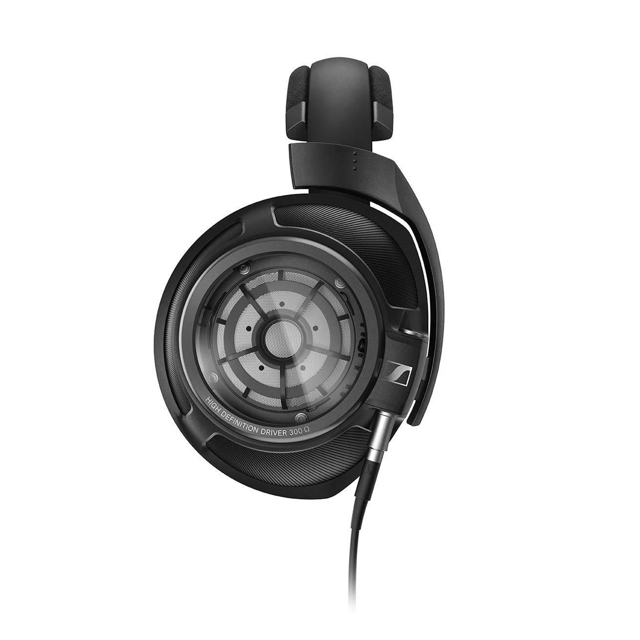 HD 820 Wired Audiophile Headphones & HDV 820 Hi-Fi Amplifier Bundle - Image 2